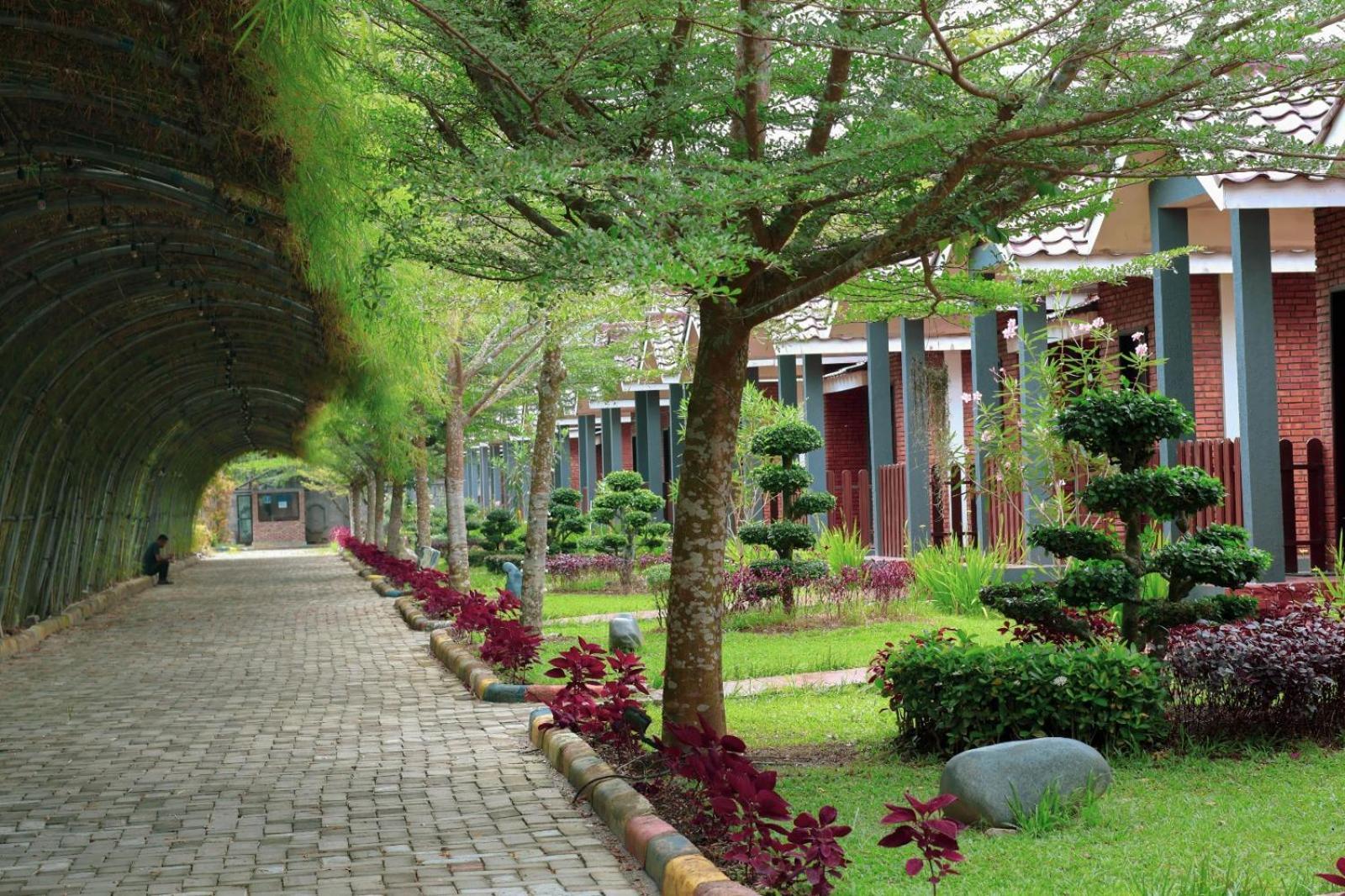 Thong'S Inn Hotel Kualanamu Medan Luaran gambar