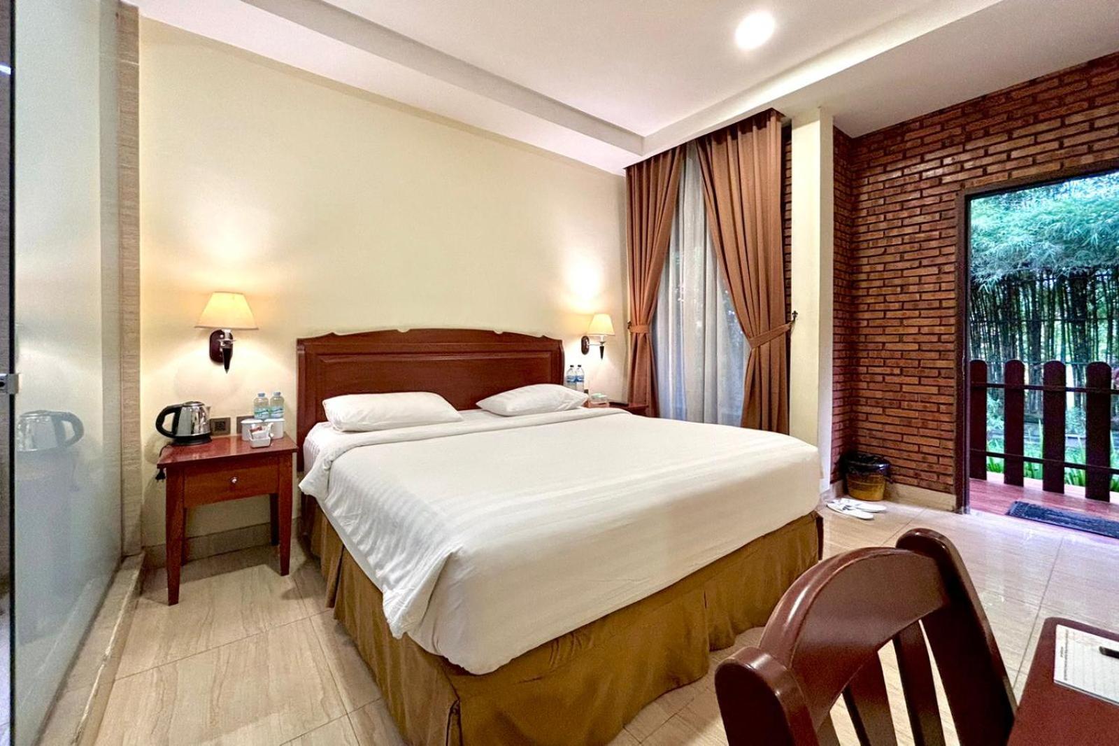 Thong'S Inn Hotel Kualanamu Medan Luaran gambar