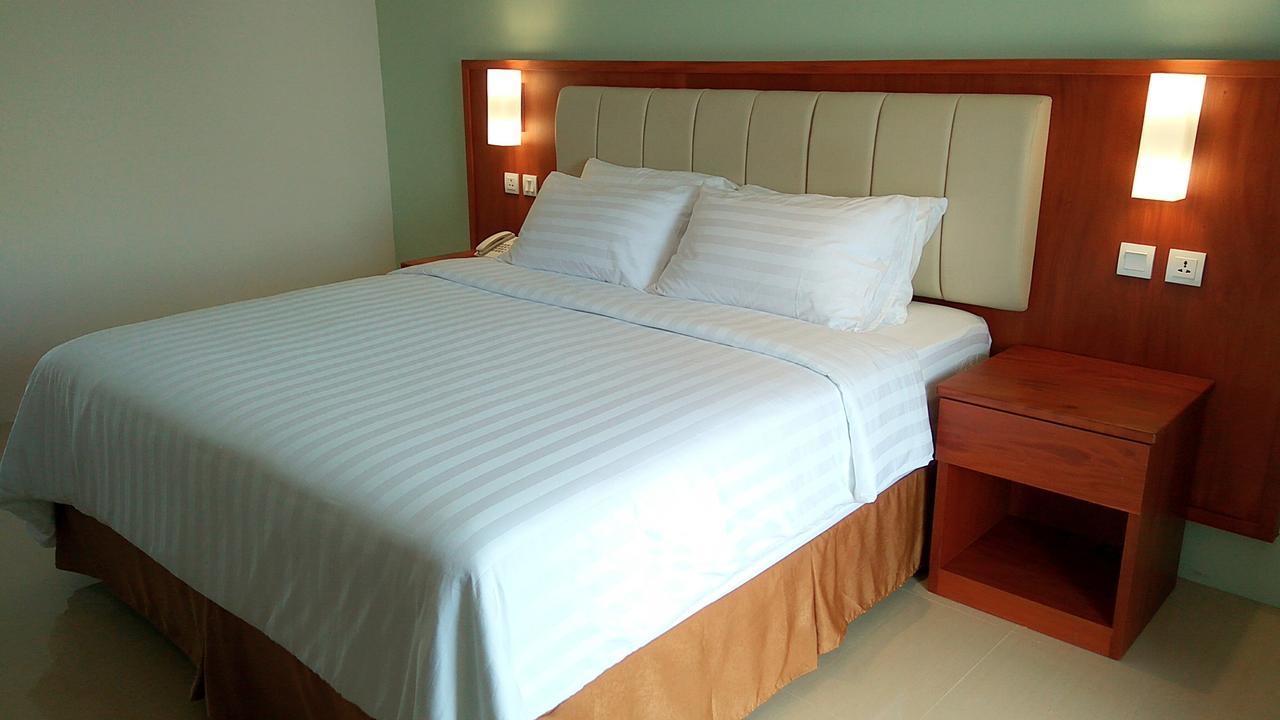 Thong'S Inn Hotel Kualanamu Medan Luaran gambar